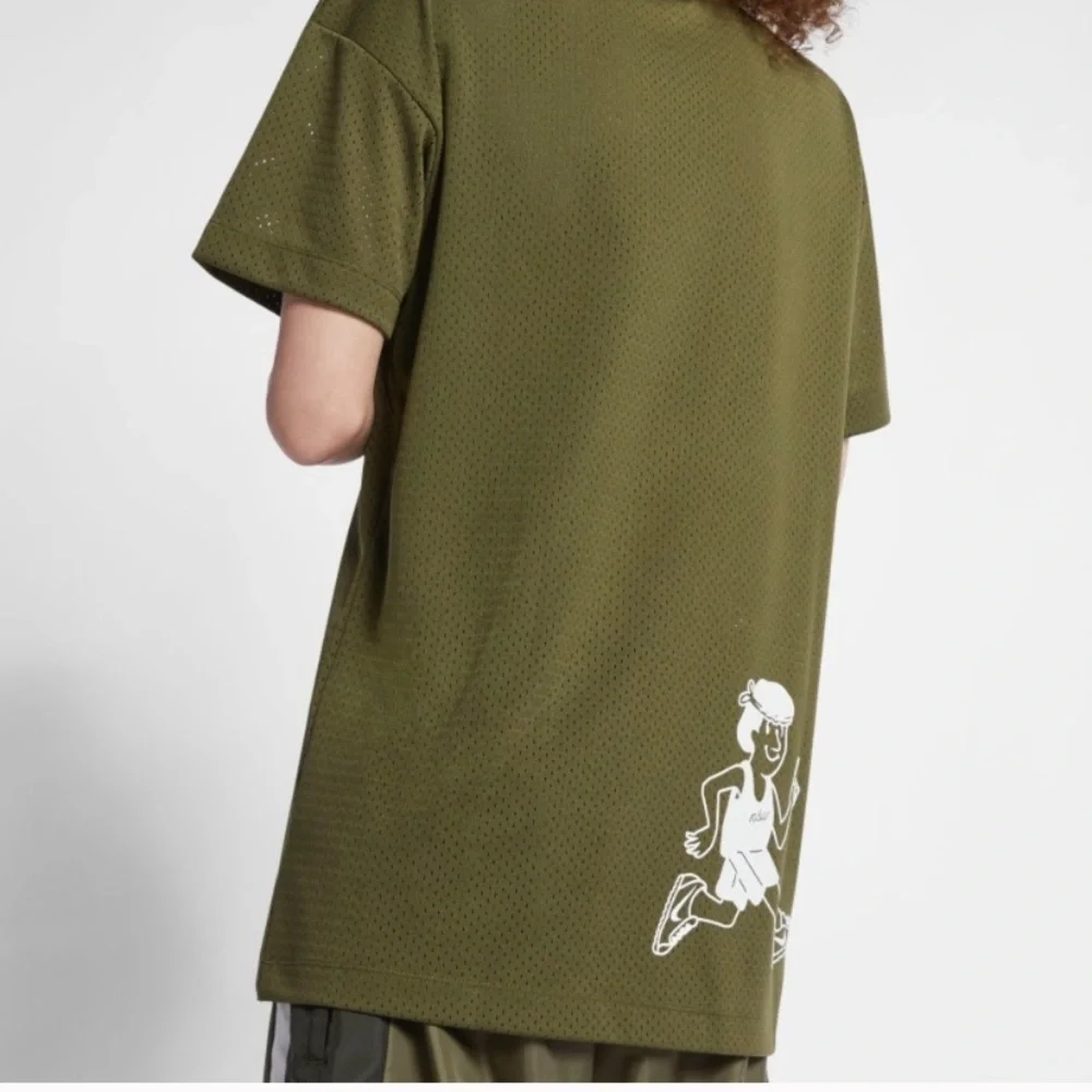 Nike Sportswear Blockout Logo Mesh Green jersey short sleeve T-shirt medium new